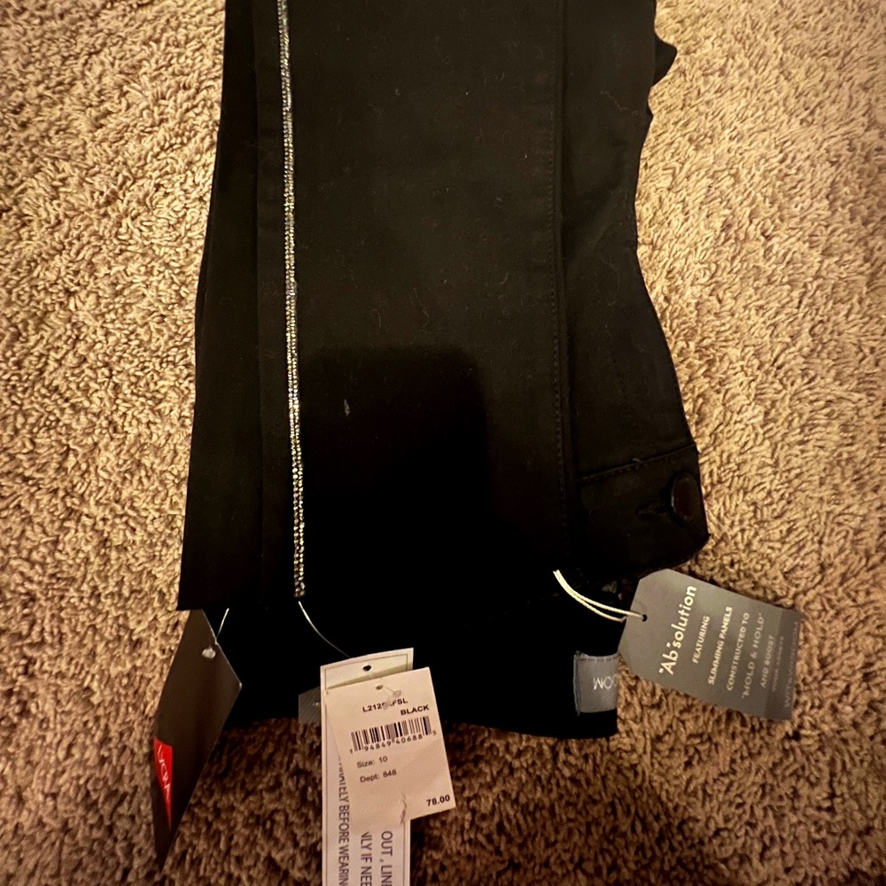 Wit & Wisdom Rhinestone Seam Jeans